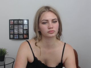 Live sex webcam photo for Little-Meow #185032643