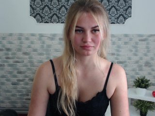 Live sex webcam photo for Little-Meow #192895426