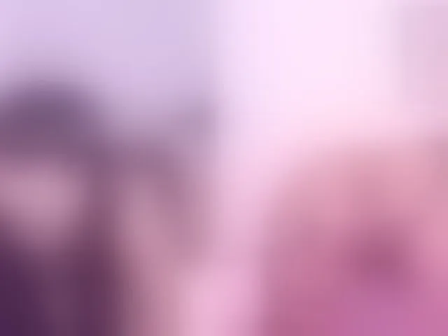 Live sex webcam photo for Little-Siena #292430674