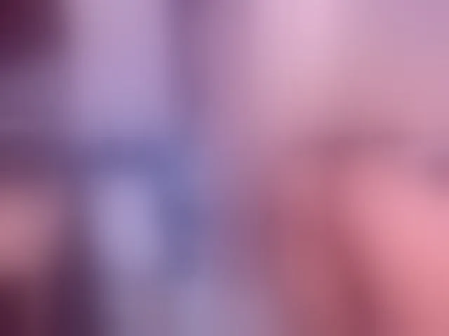 Live sex webcam photo for Little-Siena #293692972