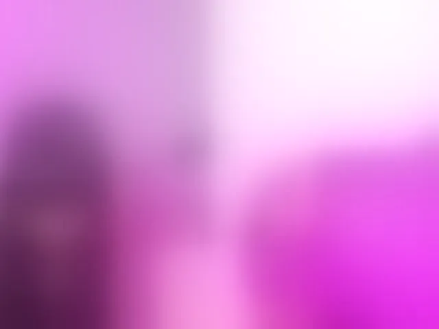 Live sex webcam photo for Little-Siena #293811210