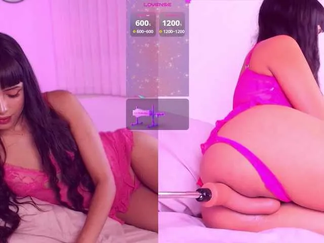 Live sex webcam photo for Little-Siena #293949477