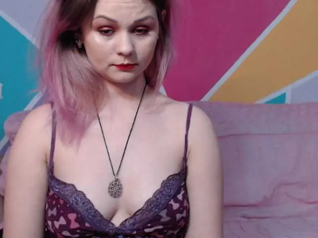 Live sex webcam photo for Little-letti #272515407