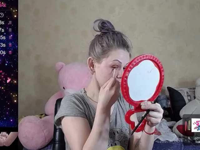 Live sex webcam photo for Little-letti #277427656