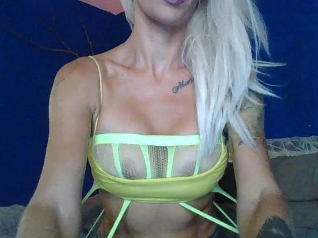 Live sex webcam photo for LittleAkasha #273046573