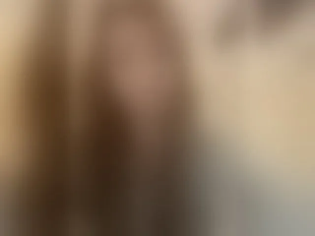 Live sex webcam photo for LittleDelora #293897503