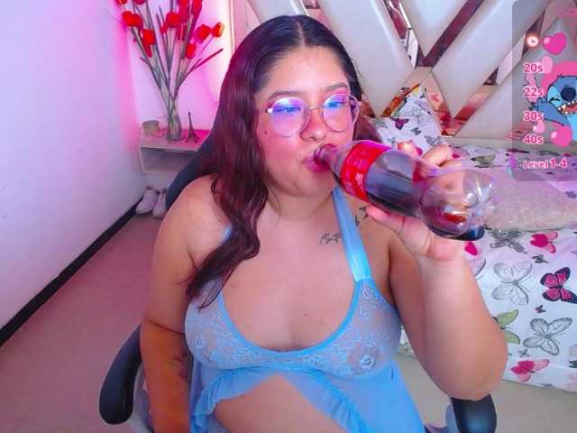 Live sex webcam photo for LittleFlower1 #291170680