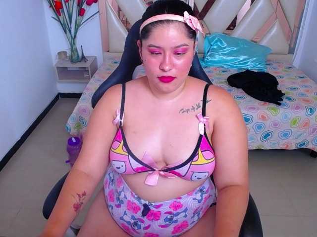 Live sex webcam photo for LittleFlower1 #291188611