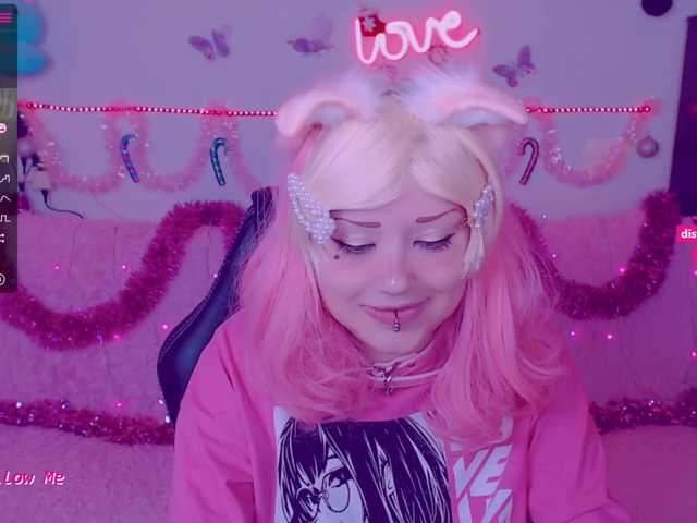 Live sex webcam photo for LittleKitsune #271686031