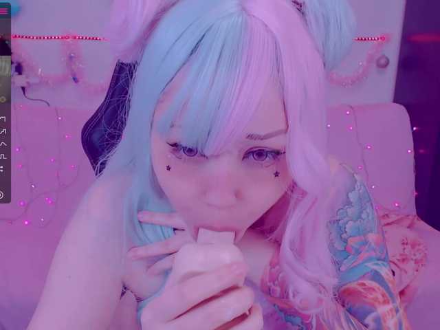 Live sex webcam photo for LittleKitsune #271982119