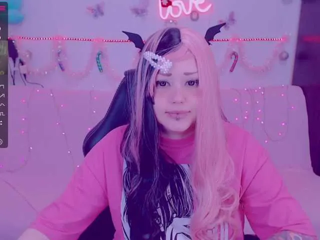 Live sex webcam photo for LittleKitsune #272071020