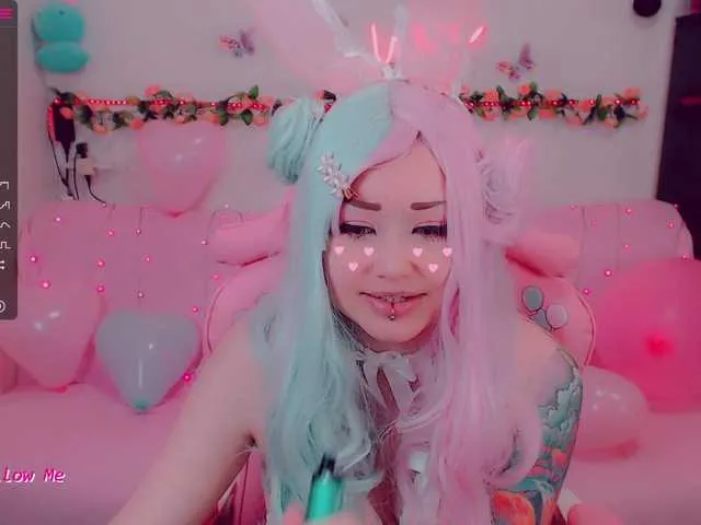 Live sex webcam photo for LittleKitsune #272388843