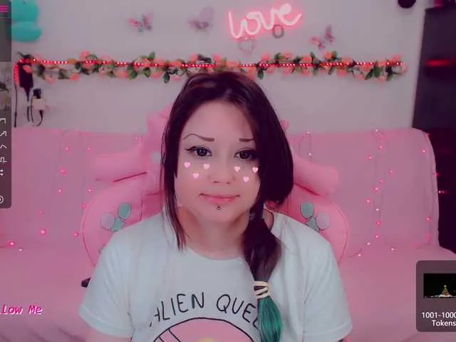 Live sex webcam photo for LittleKitsune #272920795