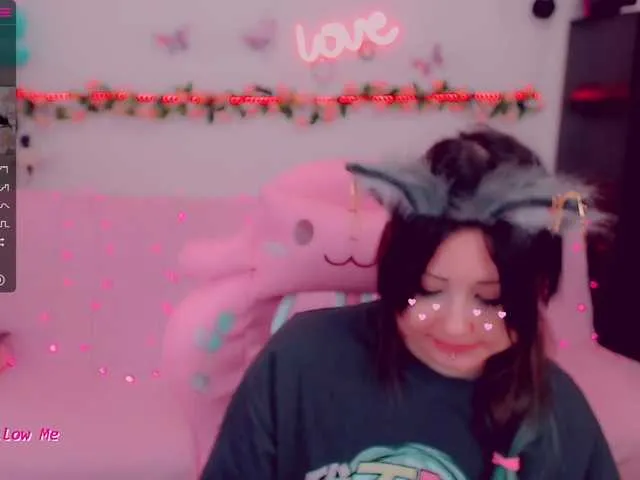 Live sex webcam photo for LittleKitsune #273003616