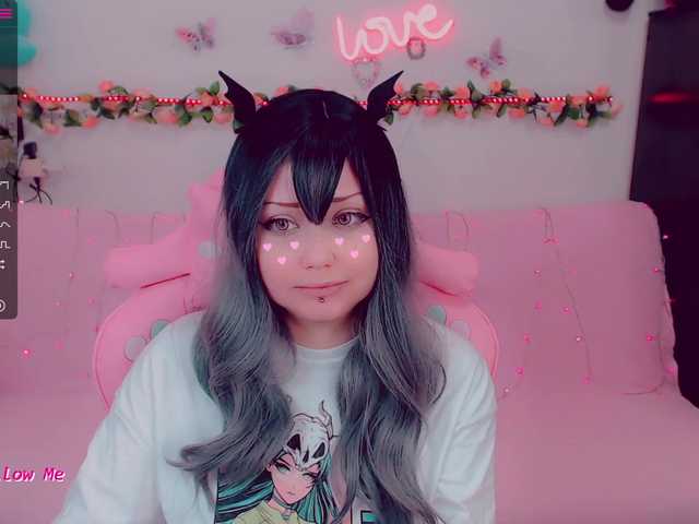 Live sex webcam photo for LittleKitsune #273085654