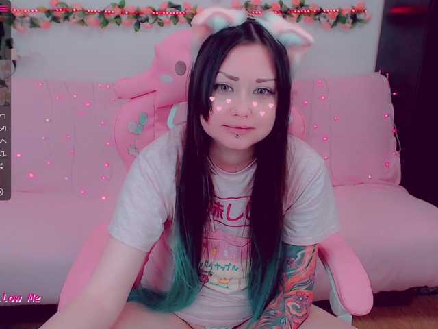 Live sex webcam photo for LittleKitsune #273129760