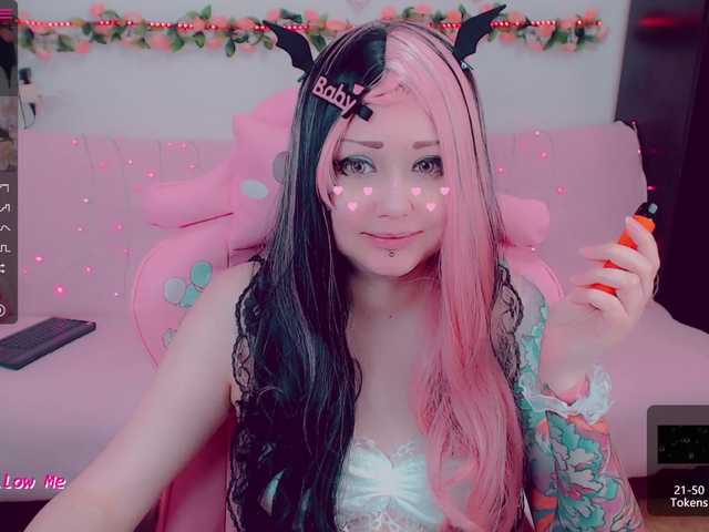 Live sex webcam photo for LittleKitsune #273140823