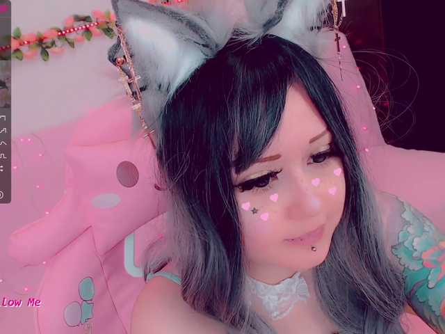 Live sex webcam photo for LittleKitsune #273191267