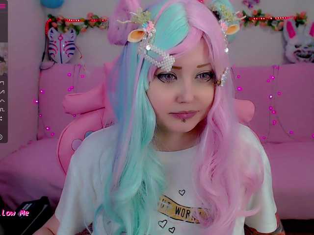 Live sex webcam photo for LittleKitsune #273419829