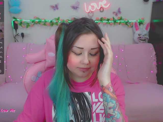 Live sex webcam photo for LittleKitsune #273451787