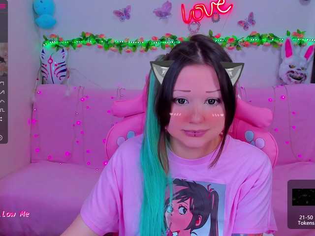 Live sex webcam photo for LittleKitsune #273604121