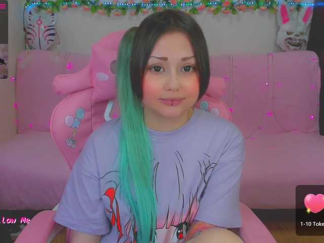 Live sex webcam photo for LittleKitsune #273626640