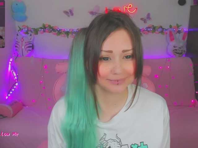 Live sex webcam photo for LittleKitsune #273713249