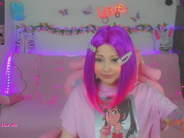 Live sex webcam photo for LittleKitsune #273731608