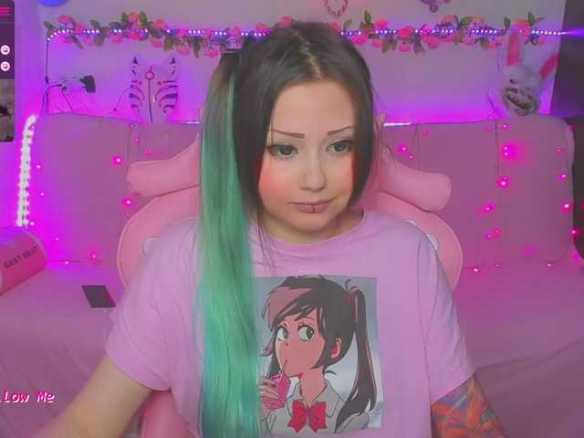 Live sex webcam photo for LittleKitsune #273805107