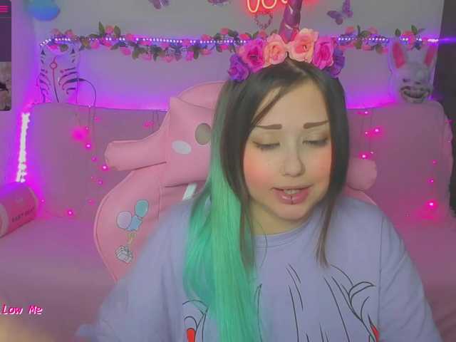 Live sex webcam photo for LittleKitsune #273959299