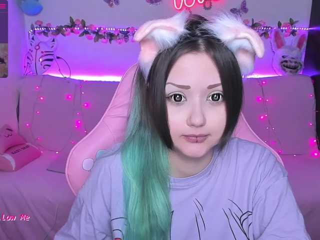 Live sex webcam photo for LittleKitsune #274069209