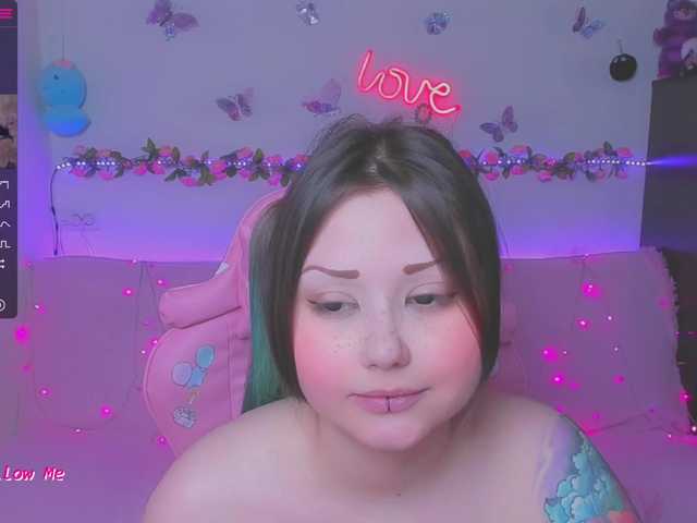 Live sex webcam photo for LittleKitsune #274200020