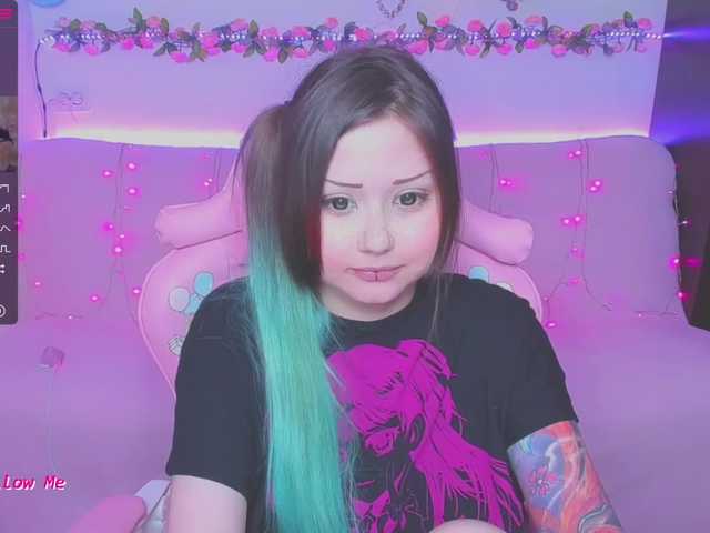 Live sex webcam photo for LittleKitsune #274332642