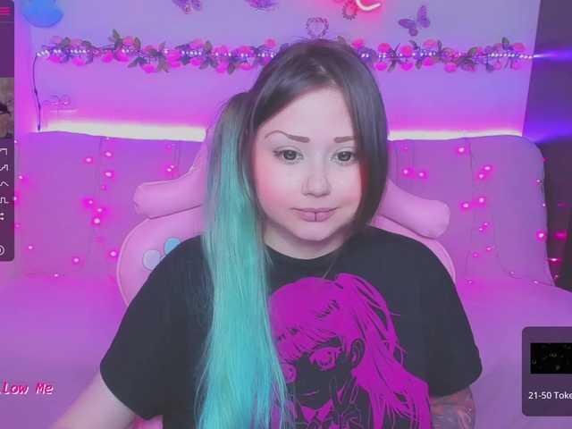 Live sex webcam photo for LittleKitsune #274344530