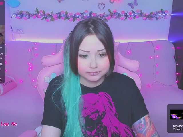 Live sex webcam photo for LittleKitsune #274404096