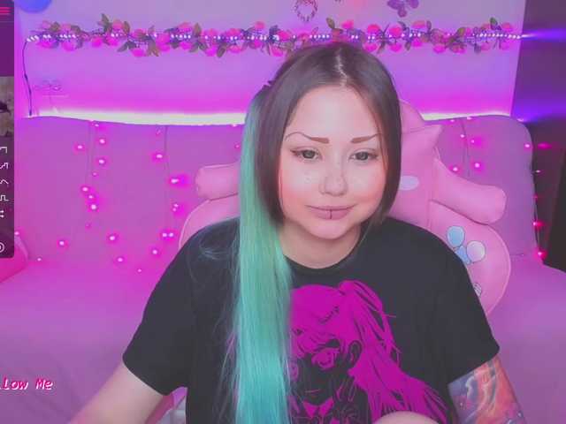 Live sex webcam photo for LittleKitsune #274414890