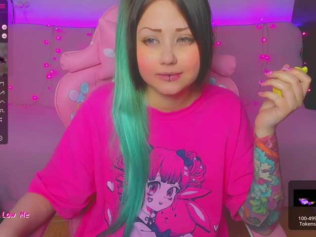 Live sex webcam photo for LittleKitsune #275114754