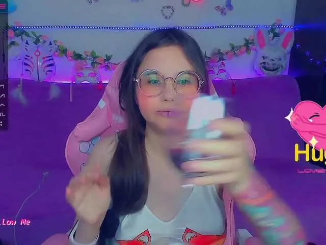 Live sex webcam photo for LittleKitsune #275527225