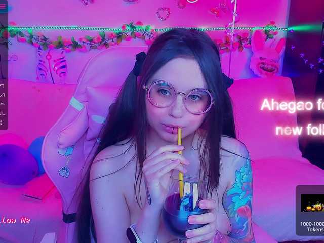 Live sex webcam photo for LittleKitsune #275607907