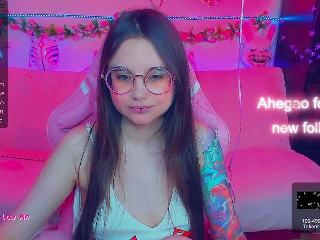 Live sex webcam photo for LittleKitsune #275664142