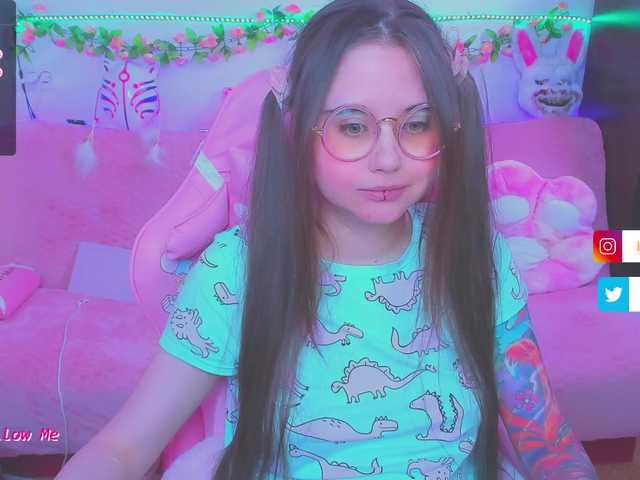 Live sex webcam photo for LittleKitsune #276256123