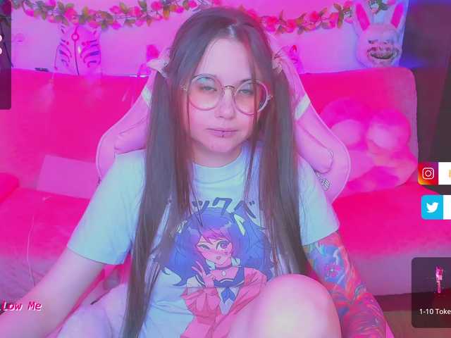 Live sex webcam photo for LittleKitsune #276258174