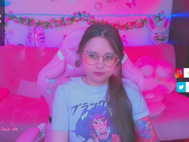 Live sex webcam photo for LittleKitsune #276259968