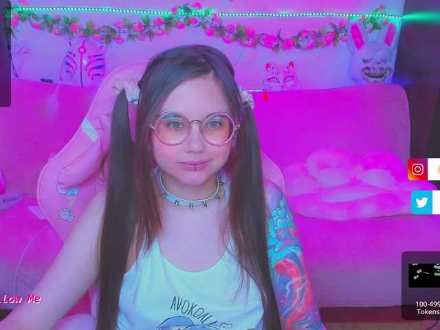 Live sex webcam photo for LittleKitsune #276378158