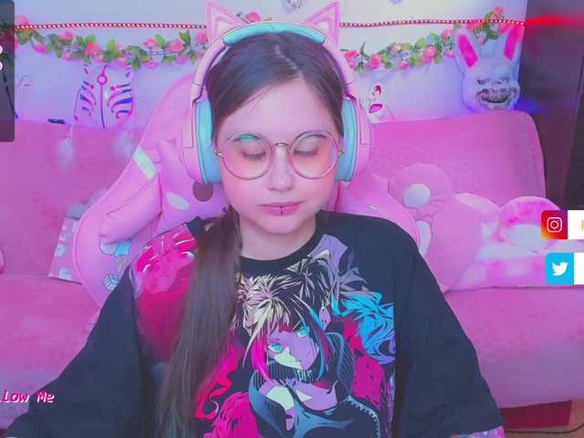 Live sex webcam photo for LittleKitsune #276426520