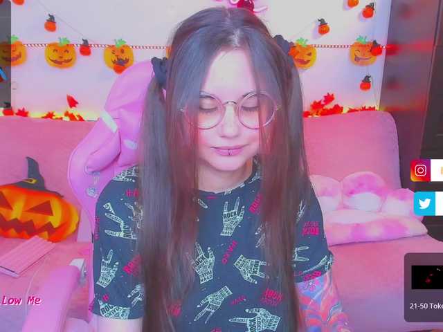 Live sex webcam photo for LittleKitsune #276531840