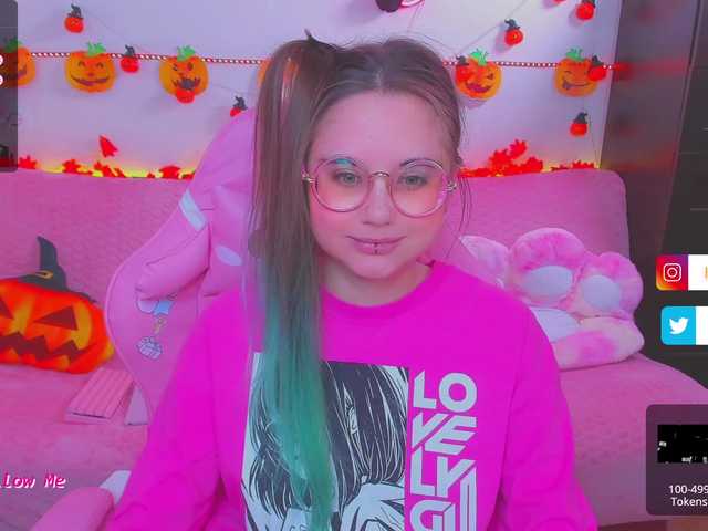 Live sex webcam photo for LittleKitsune #276558584