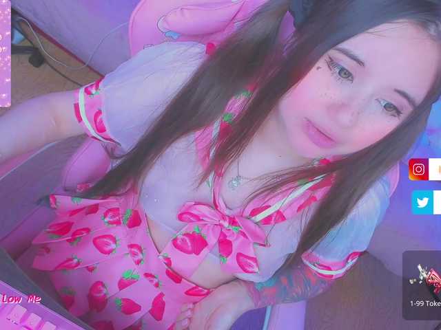 Live sex webcam photo for LittleKitsune #276874385