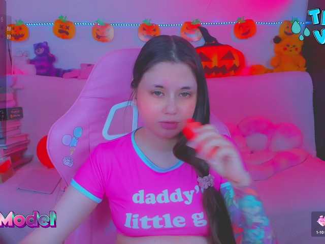 Live sex webcam photo for LittleKitsune #290145891