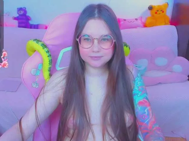 Live sex webcam photo for LittleKitsune #290522635